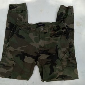 Camouflage Cargo Pants Medium